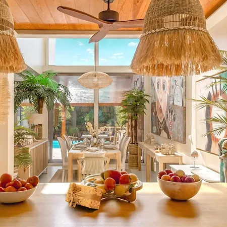 Aroeira Paradise House 4*