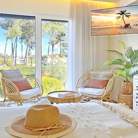 Aroeira Paradise House 4*